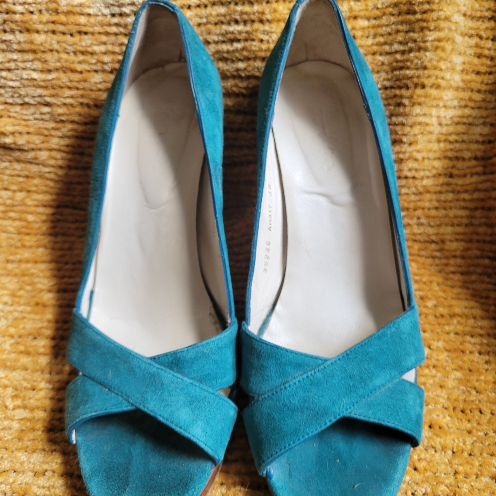 Boden Teal Suede Heels with Stylish Appeal
